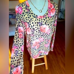 🆕🩷SEW IN LOVE: TAN Animal Print and NEON CORAL Floral L/S Top LARGE